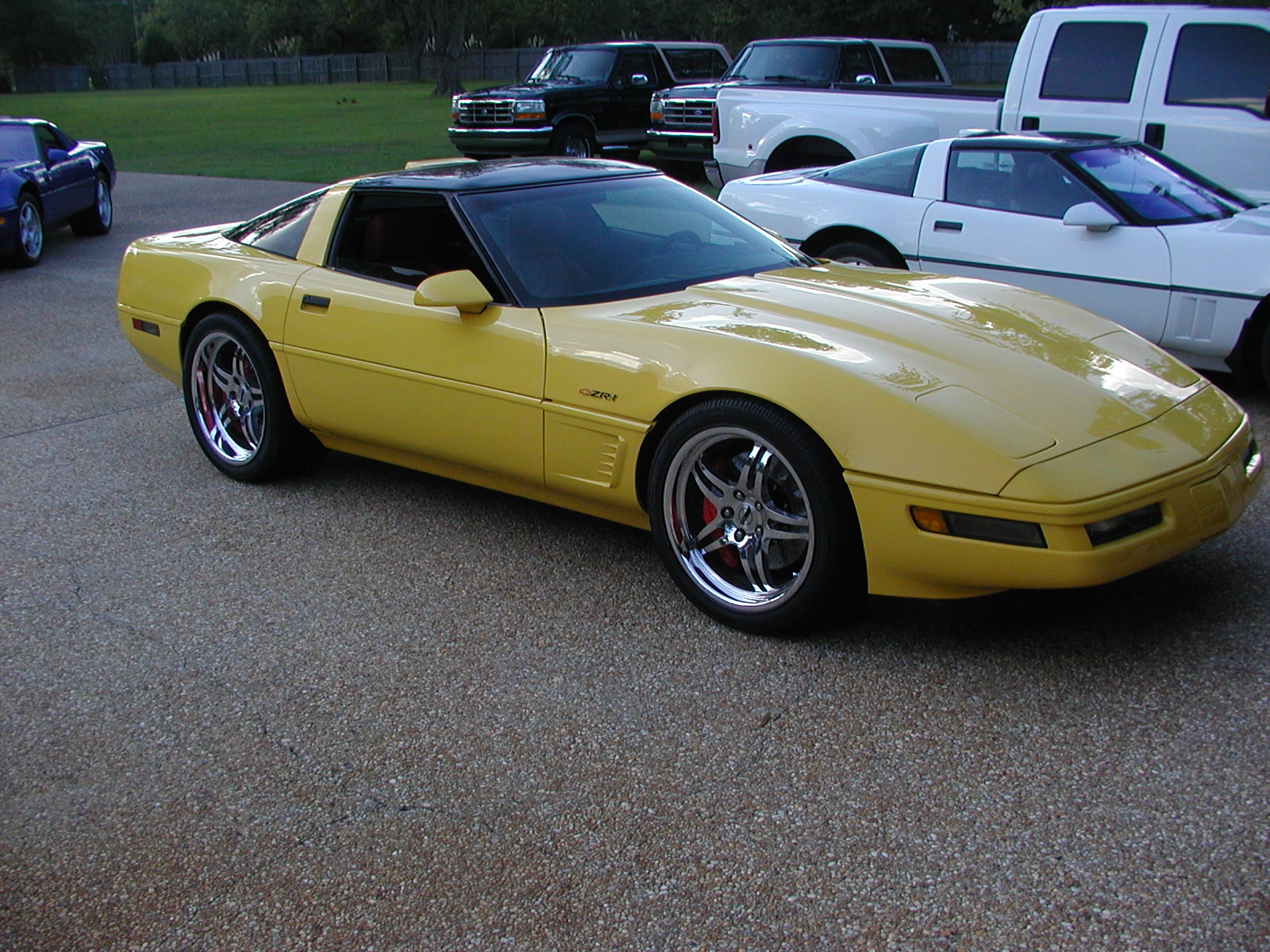 custom paint pics? - Corvette